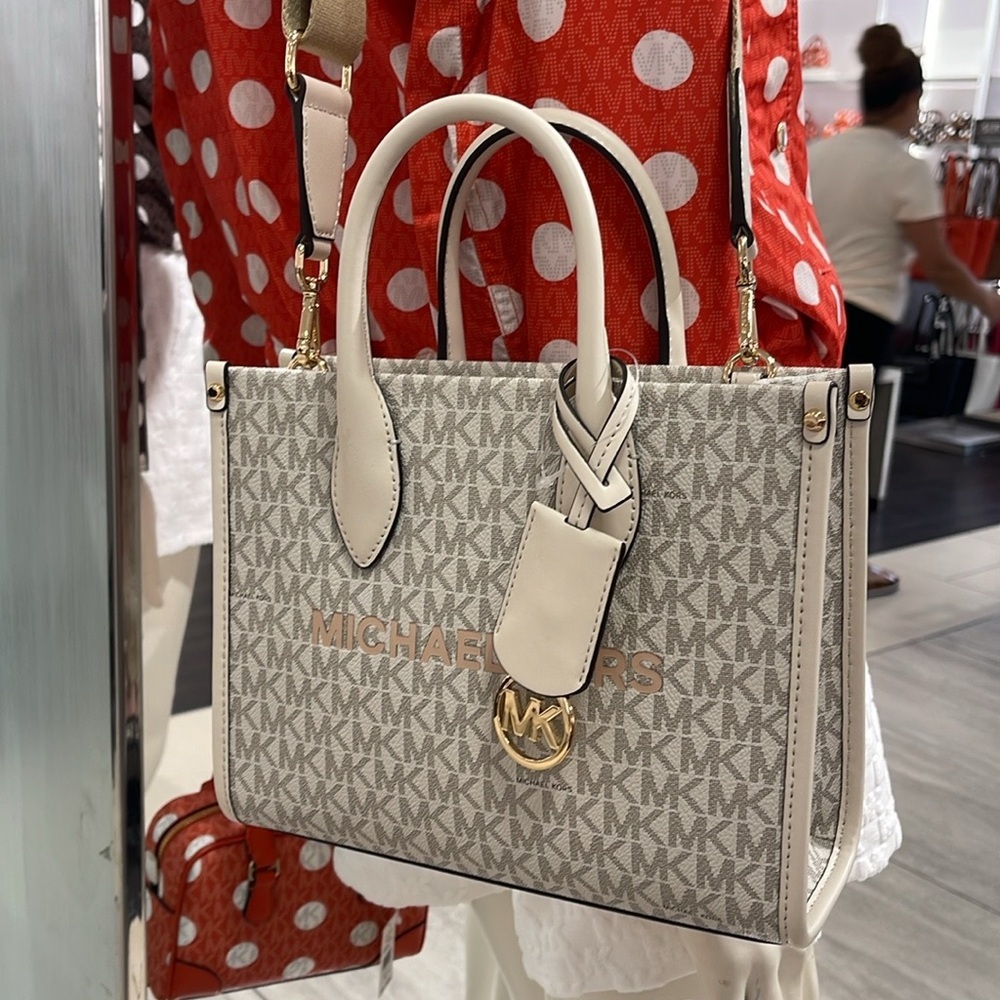 Michael Kors Mirella Small Signature Logo Crossbody Shopper TZ XBODY Bag
LT CRM - Picture 10 of 16